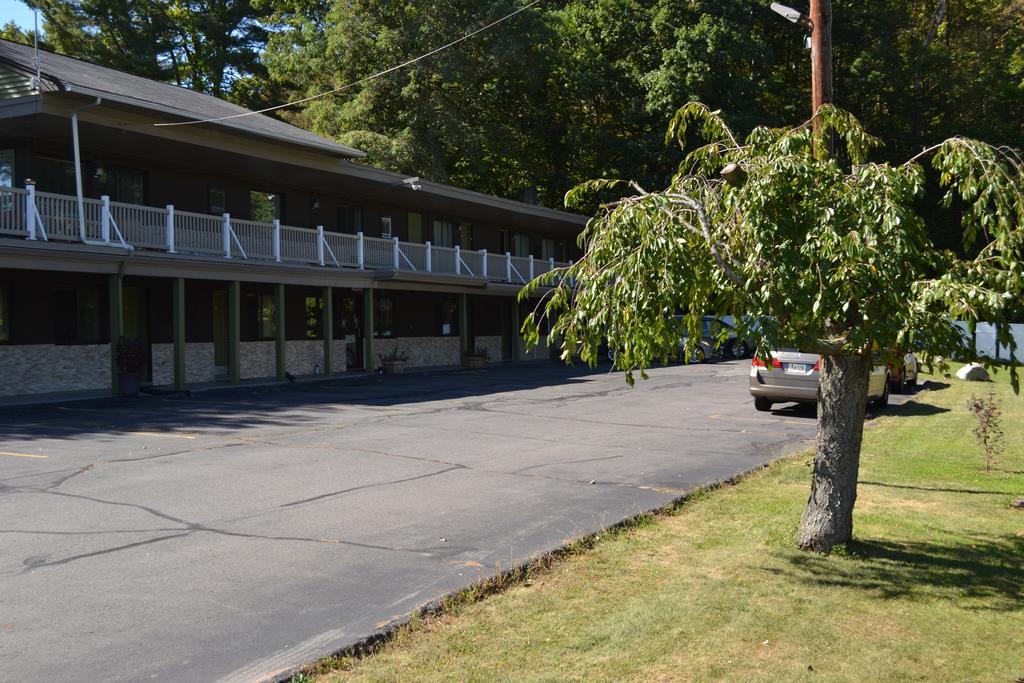 Mount Holyoke Inn Exteriör bild